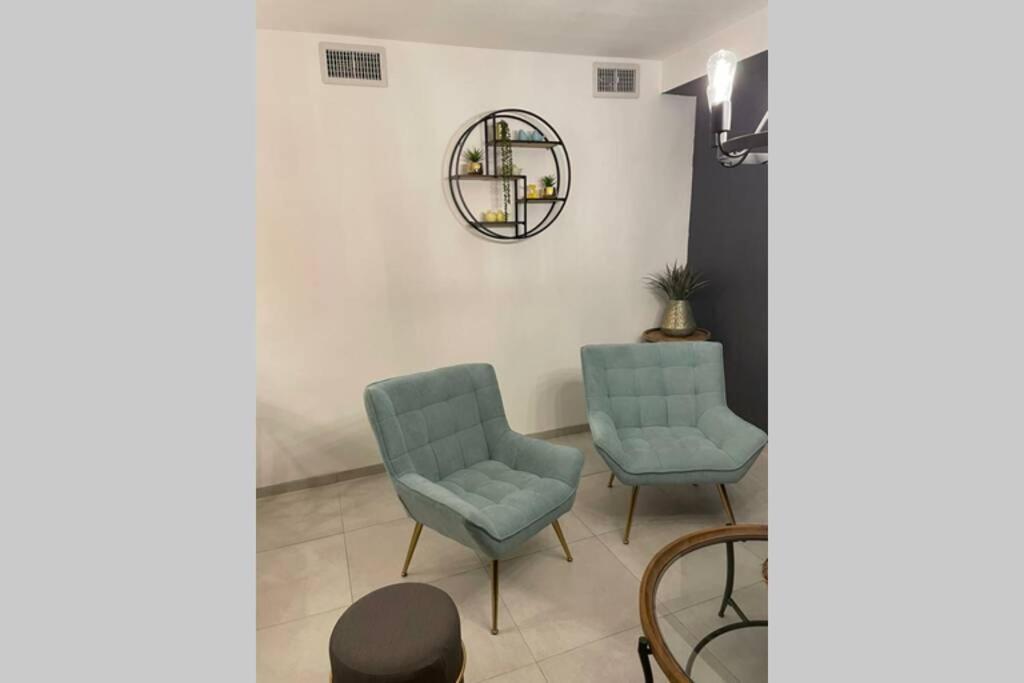 נוף הארבל עם חלון לכינרת Appartement Migdal Buitenkant foto