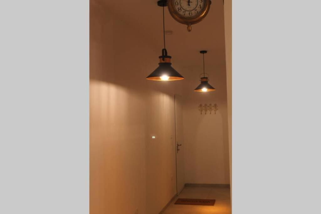 נוף הארבל עם חלון לכינרת Appartement Migdal Buitenkant foto